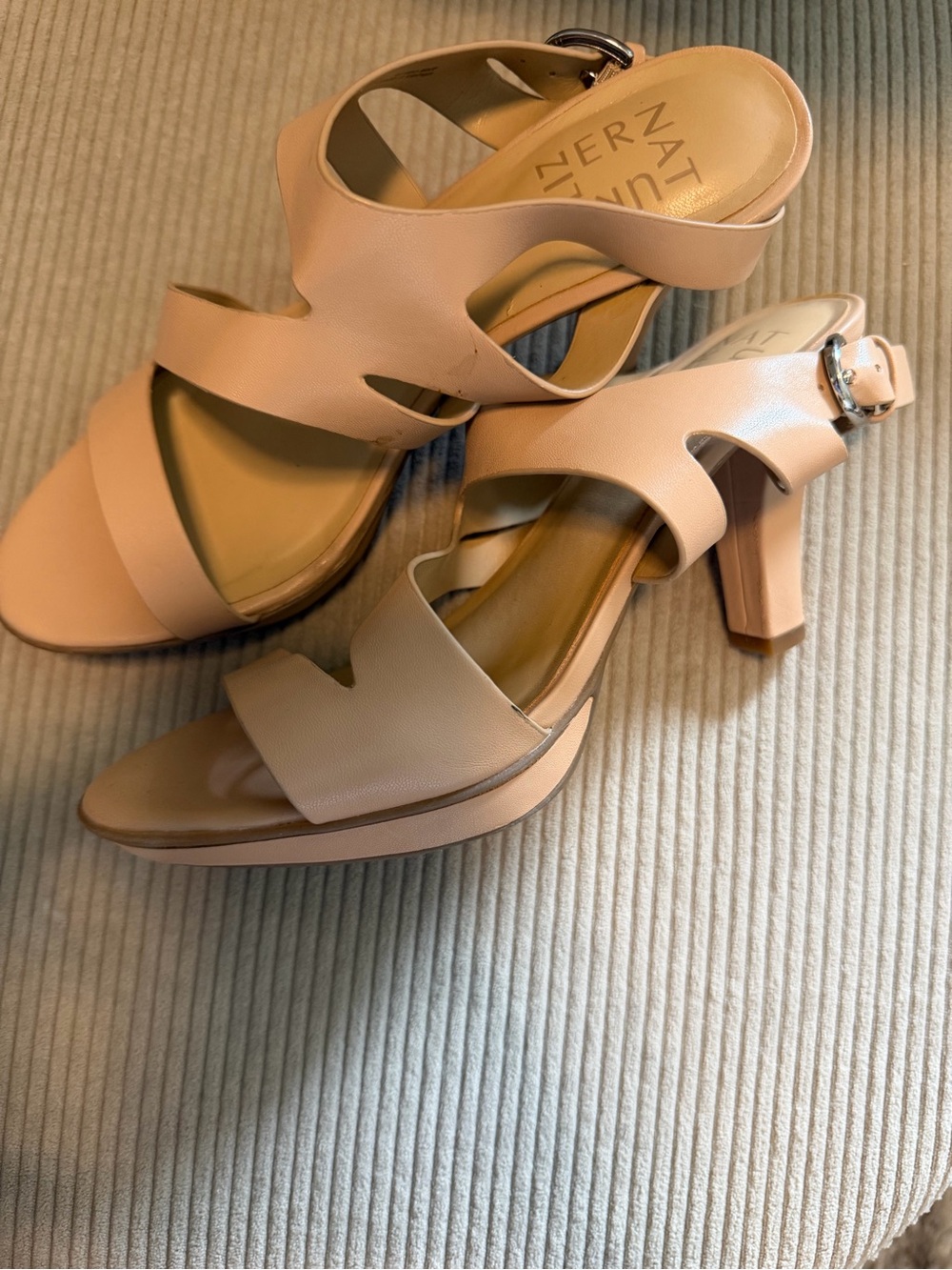 Naturalizer Women’s Beige Heel Sandals 6.5